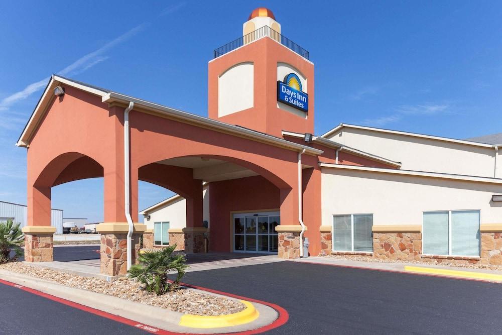 Lone Star Inn & Suites Groesbeck Exterior photo